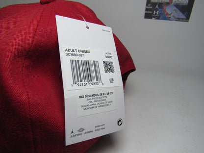 GORRA PLANA JORDAN INGOT RED METAL GOLD UNITALLA ADULTO