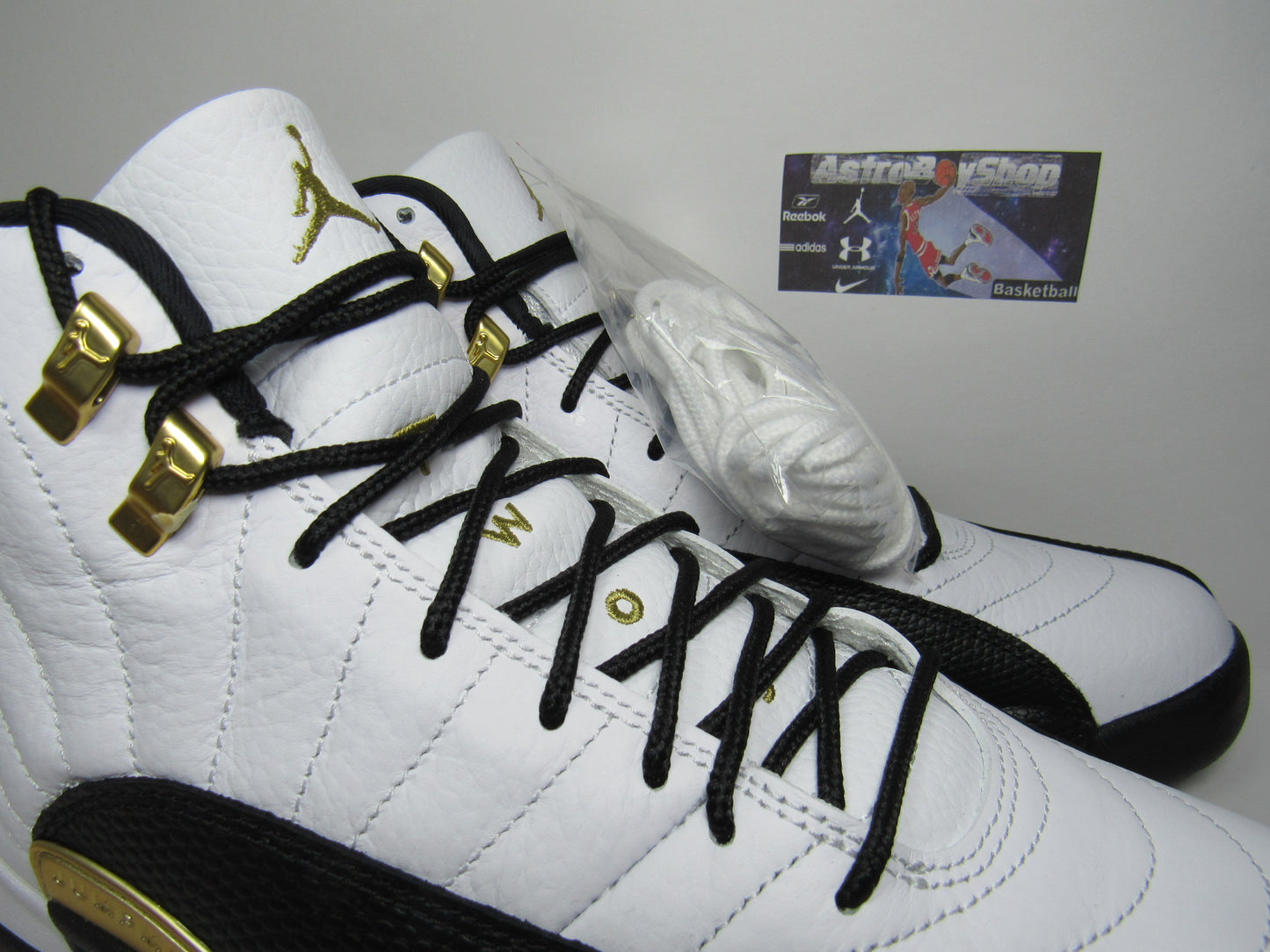 JORDAN 12 ROYALTY EDITION EN CAJA