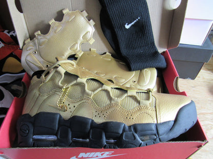 NIKE AIR MONEY GOLD EDITION CON ANTIFASES Y LLAVERO