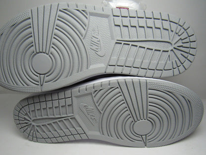 JORDAN 1 LOW SMOKE GREY RED EN CAJA