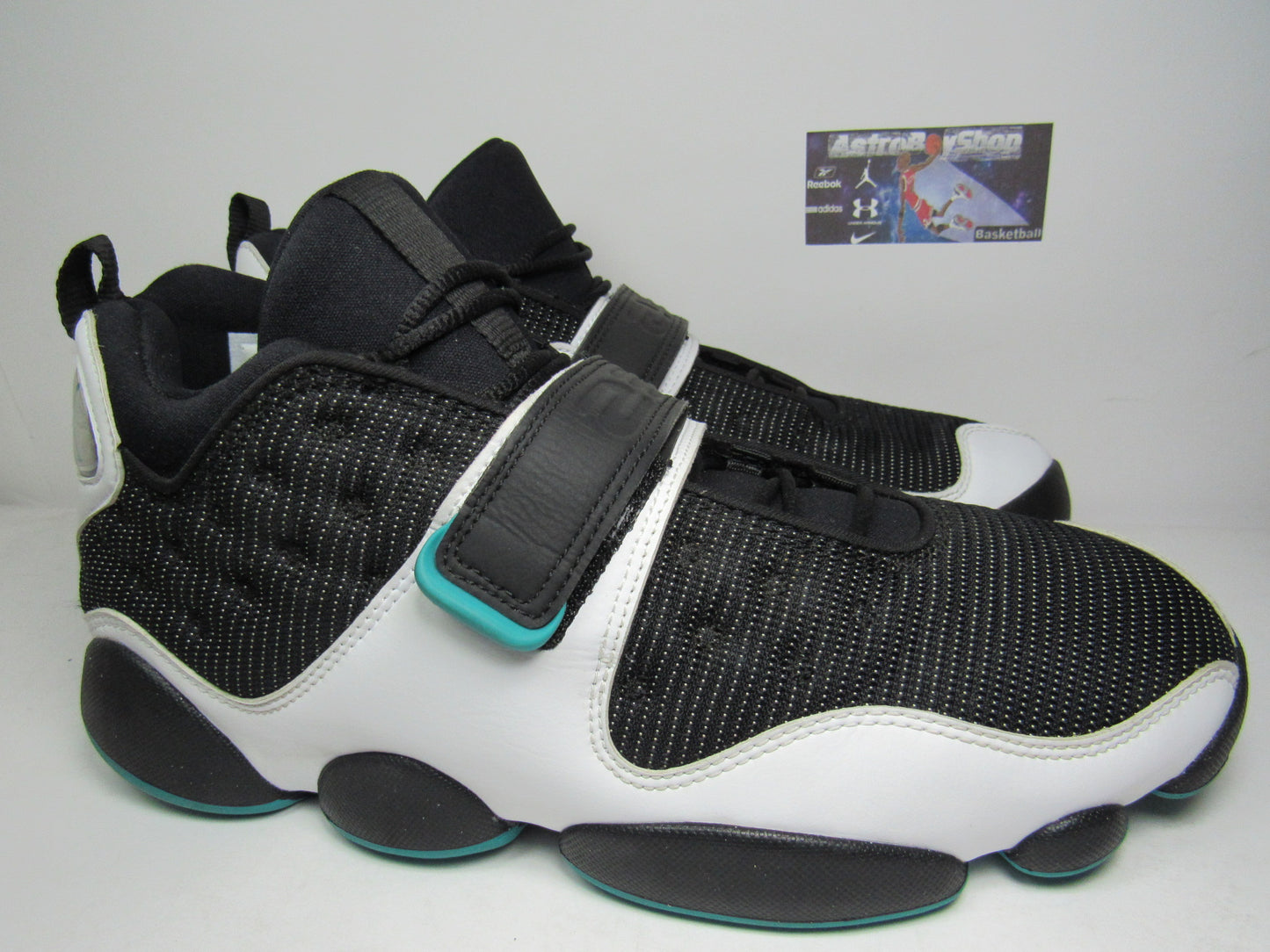 JORDAN BLACK CAT TURBO GREEN EN CAJA DE REPUESTO ESPECIAL