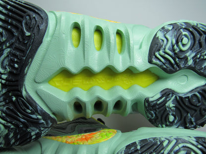 NIKE COSMIC 2 ENAMEL GREEN EN CAJA