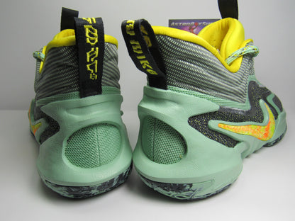 NIKE COSMIC 2 ENAMEL GREEN EN CAJA