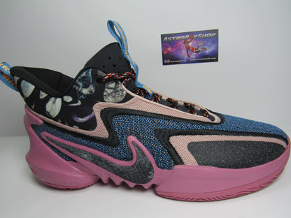 NIKE COSMIC UNITY 2 BERRY EN CAJA