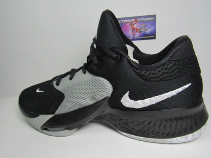 GIANNIS FREAK 4 BLACK OREO EN CAJA