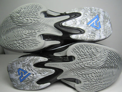 GIANNIS FREAK 4 BLACK OREO EN CAJA