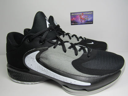 GIANNIS FREAK 4 BLACK OREO EN CAJA