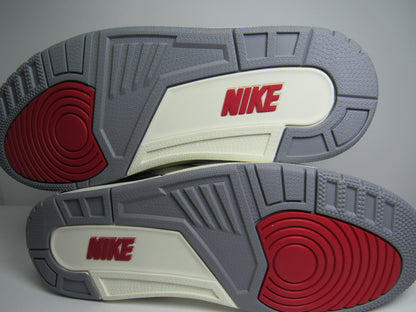 JORDAN 3 WHITE CEMENT REIMAGINED EN CAJA