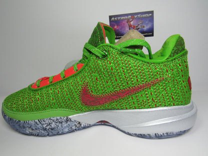 LEBRON 20 GRINCH LIMITED EDITION EN CAJA
