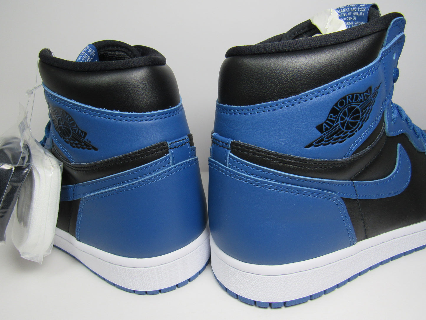 JORDAN 1 HIGH DARK MARINA BLUE EN CAJA