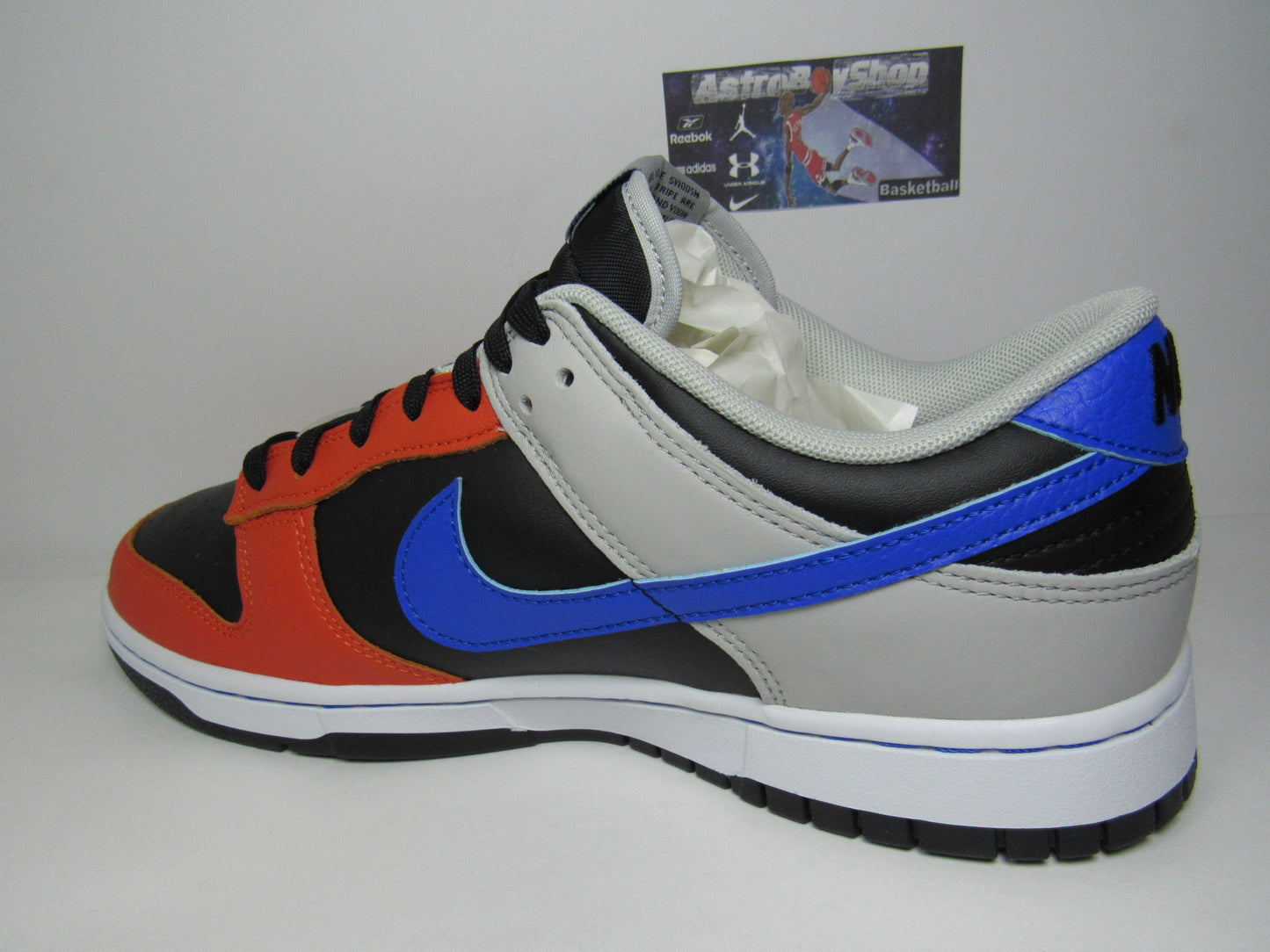 NIKE DUNK LOW KNICKS EDITION EN CAJA