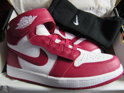 JORDAN 1 HI FLYEASE CARDINAL EN CAJA