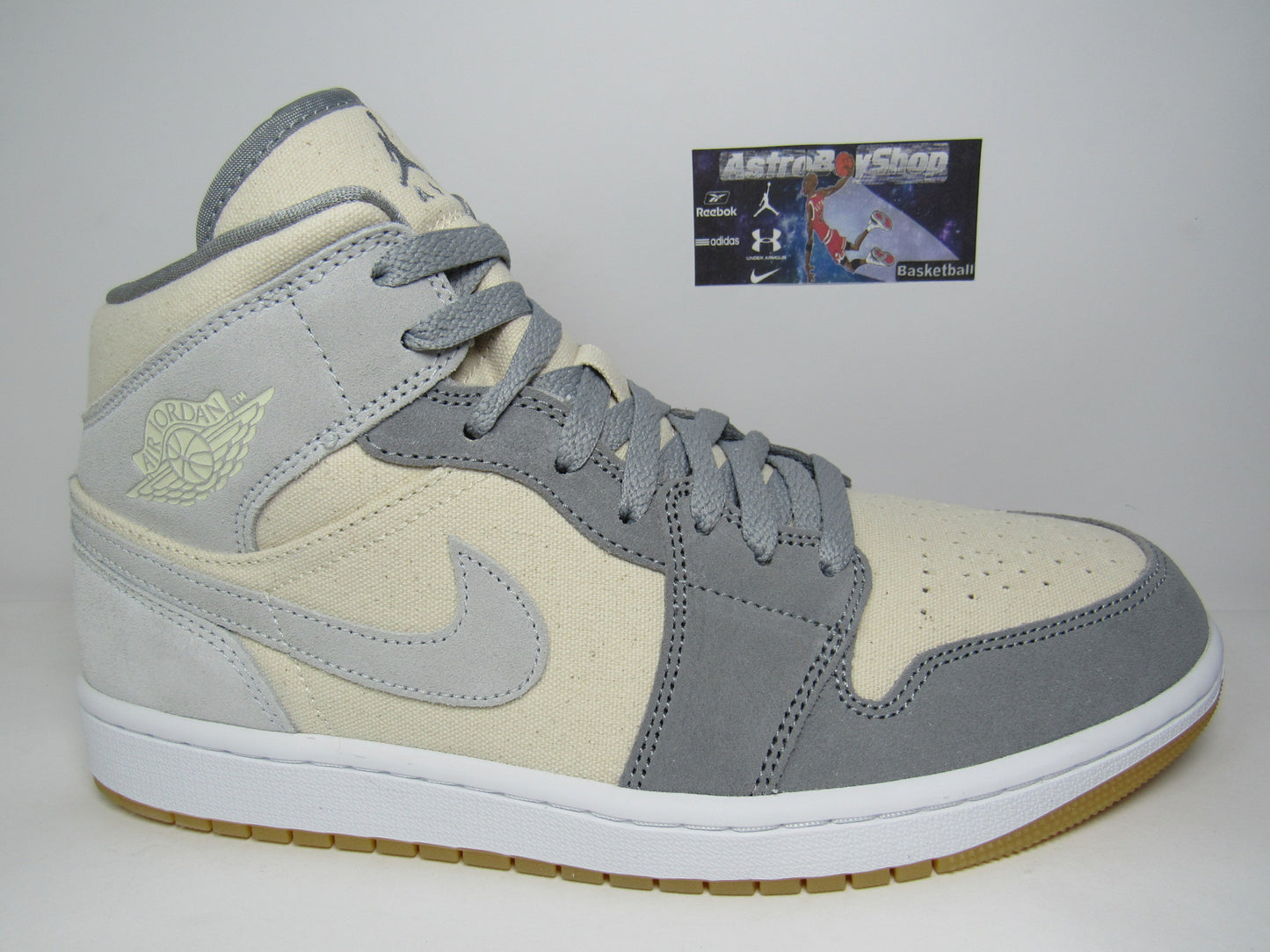 JORDAN 1 MID "COCONUT MILK" EN CAJA