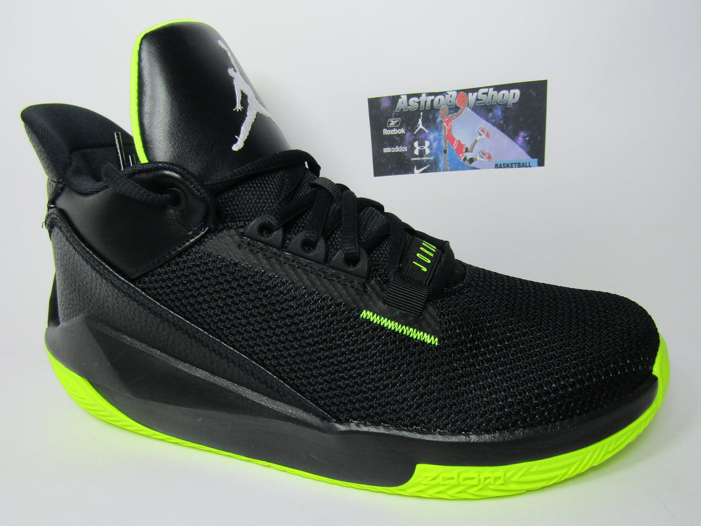 JORDAN 2X3 BLACK VOLT EN CAJA