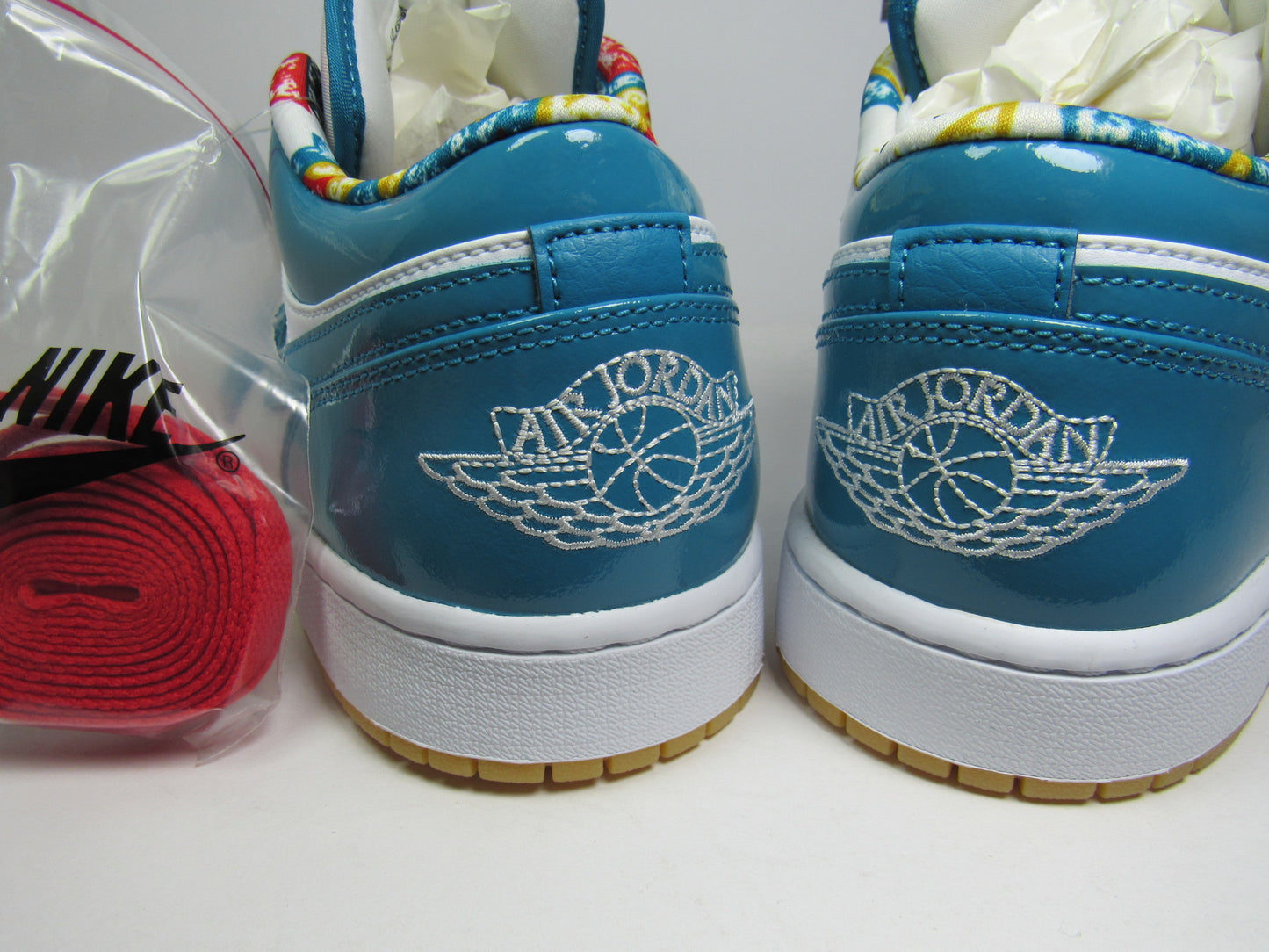 JORDAN 1 LOW "BARCELONA" EDITION EN CAJA