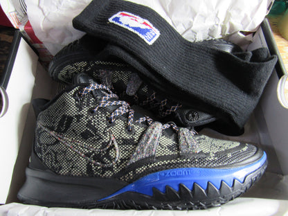 KYRIE IRVING 7 GRIND EN CAJA