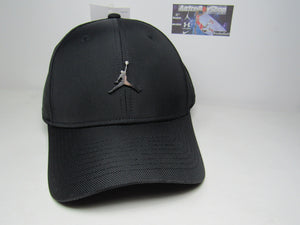 GORRA JORDAN JUMPMAN CLASSIC99, LOGO METAL, NEGRA