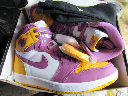 JORDAN 1 HIG "BROTHERHOOD" EDITION EN CAJA