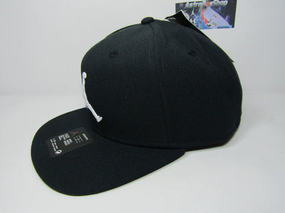 GORRA JORDAN PLANA BLACK & WHITE 2019 BORDADO GRUESO (UNITALLA)