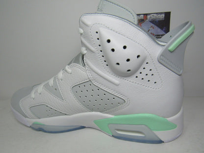 JORDAN 6 (W) MINT FOAM EDITION EN CAJA