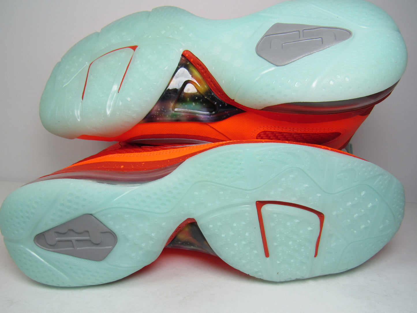 LEBRON 9 "BIG BANG" 2022 EDITION EN CAJA