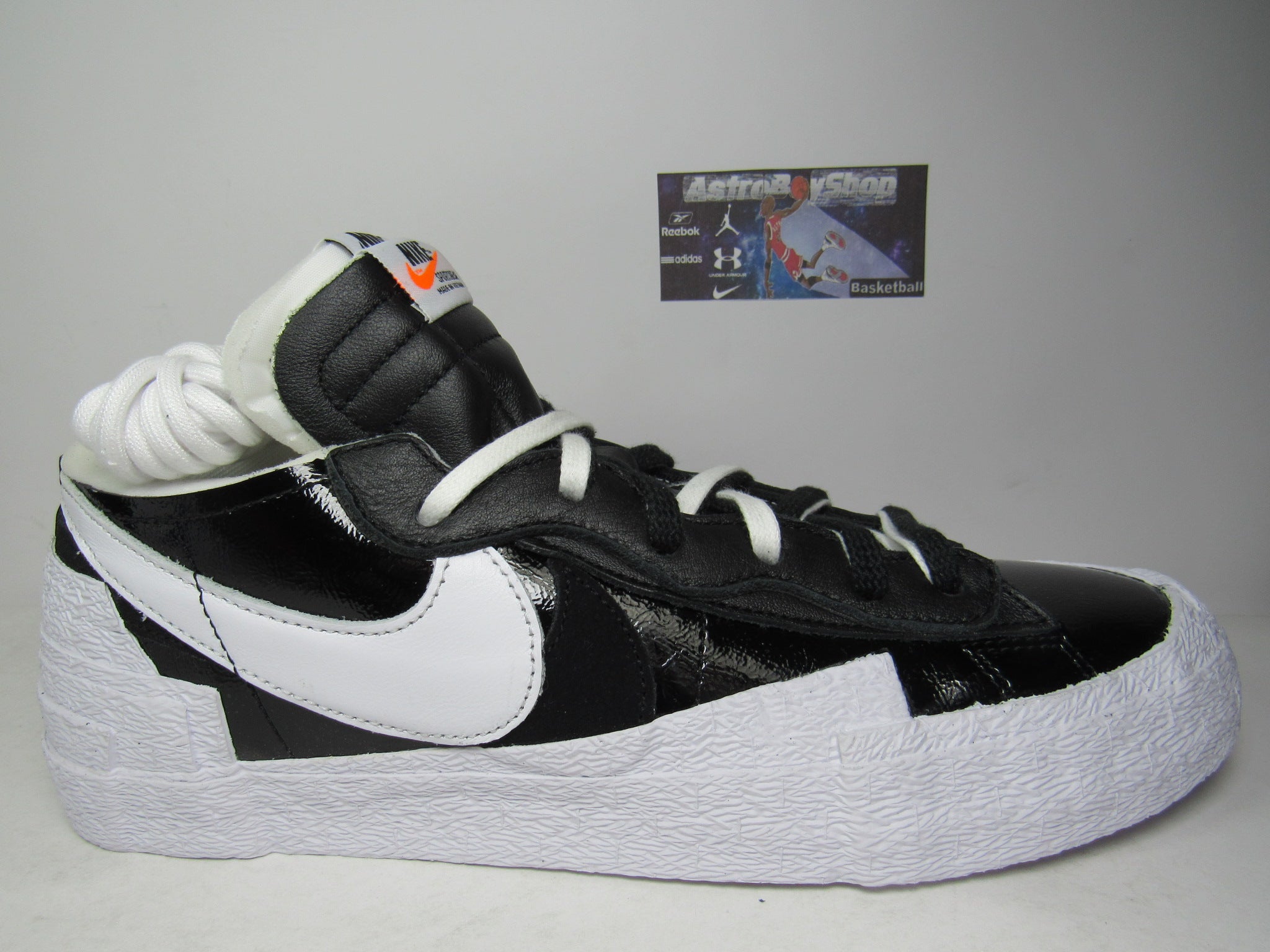 NIKE BLAZER LOW X SACAI BLACK LEATHER EN CAJA ASTROBOYSHOP SNEAKER STORE