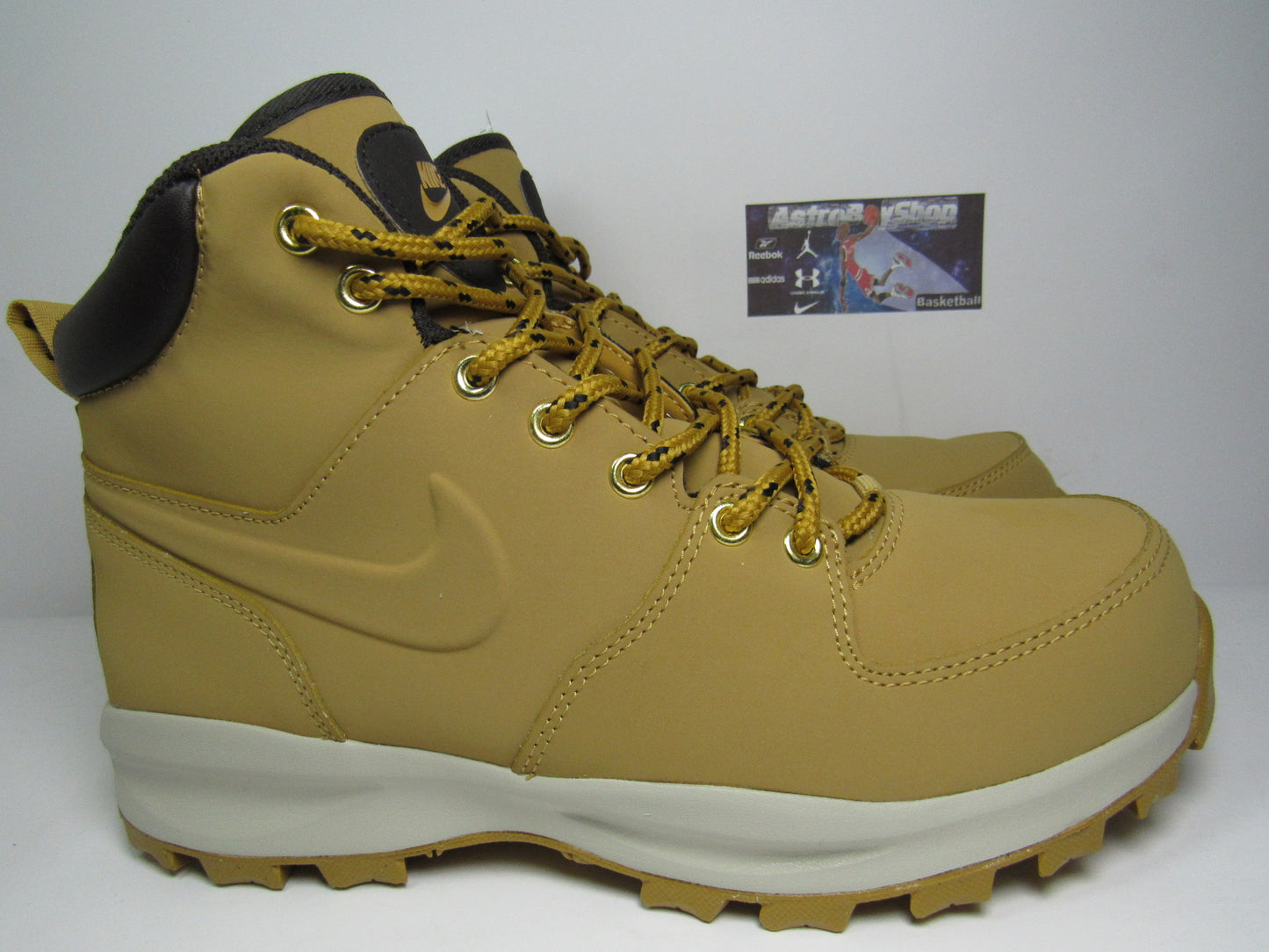 BOTAS NIKE MANOA LEATHER MARRON EN CAJA