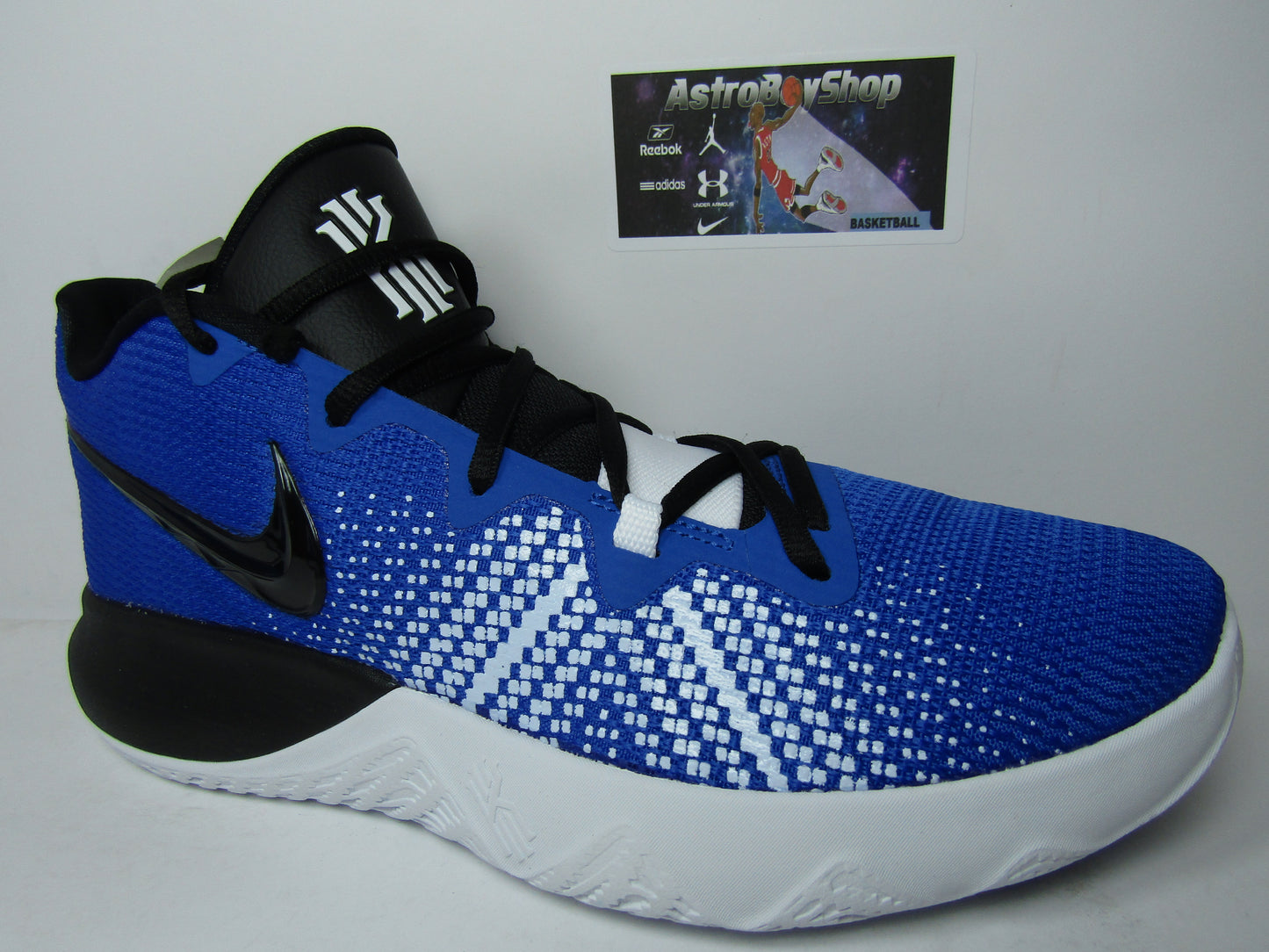 KYRIE IRVING FLYTRAP BLUE EN CAJA