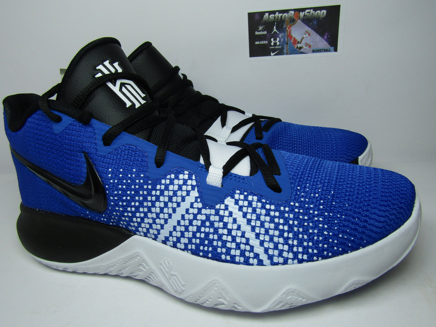 KYRIE IRVING FLYTRAP BLUE EN CAJA