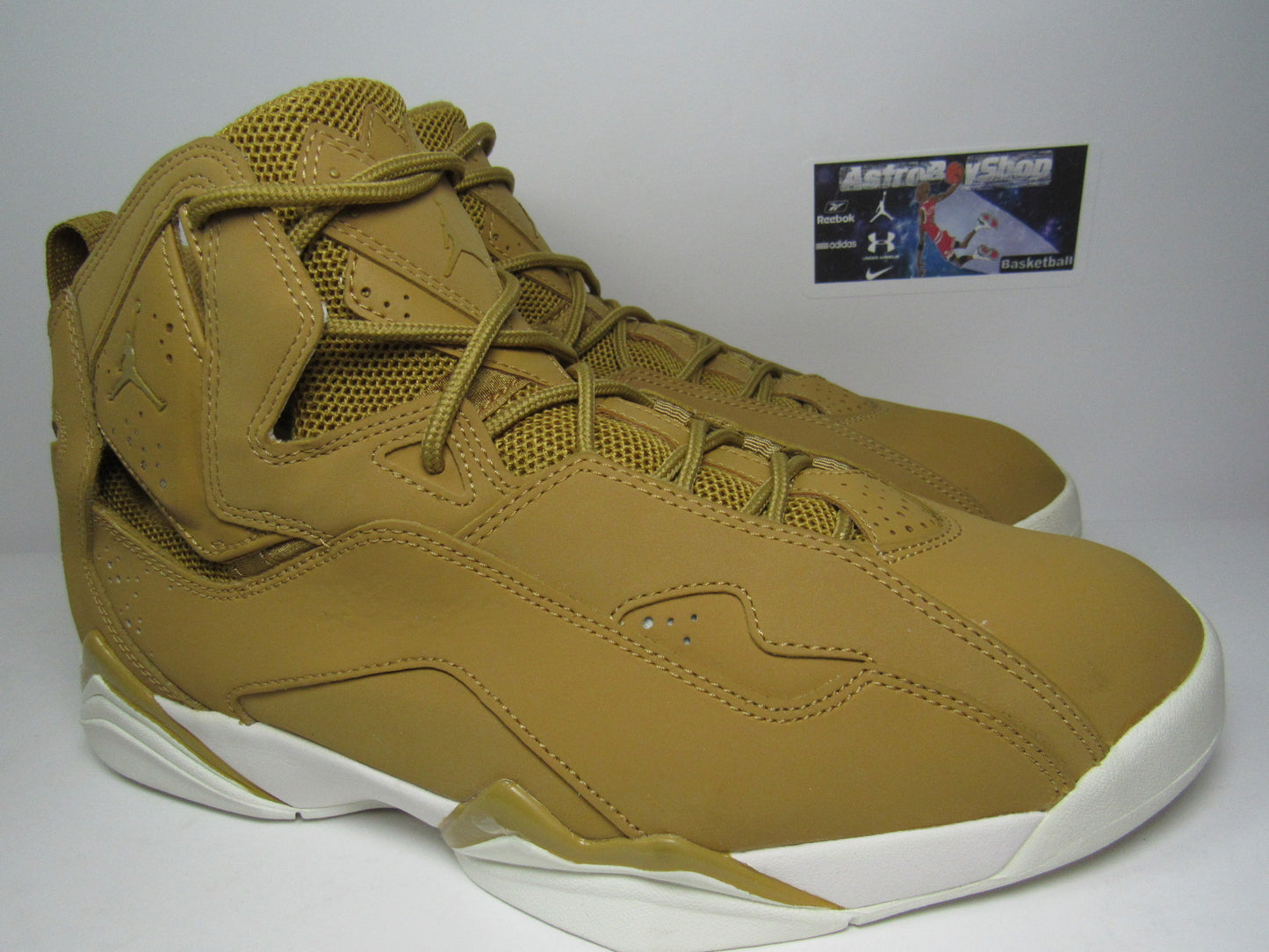 JORDAN TRUE FLIGHT GOLDEN HARVEST EN CAJA DE REPUESTO