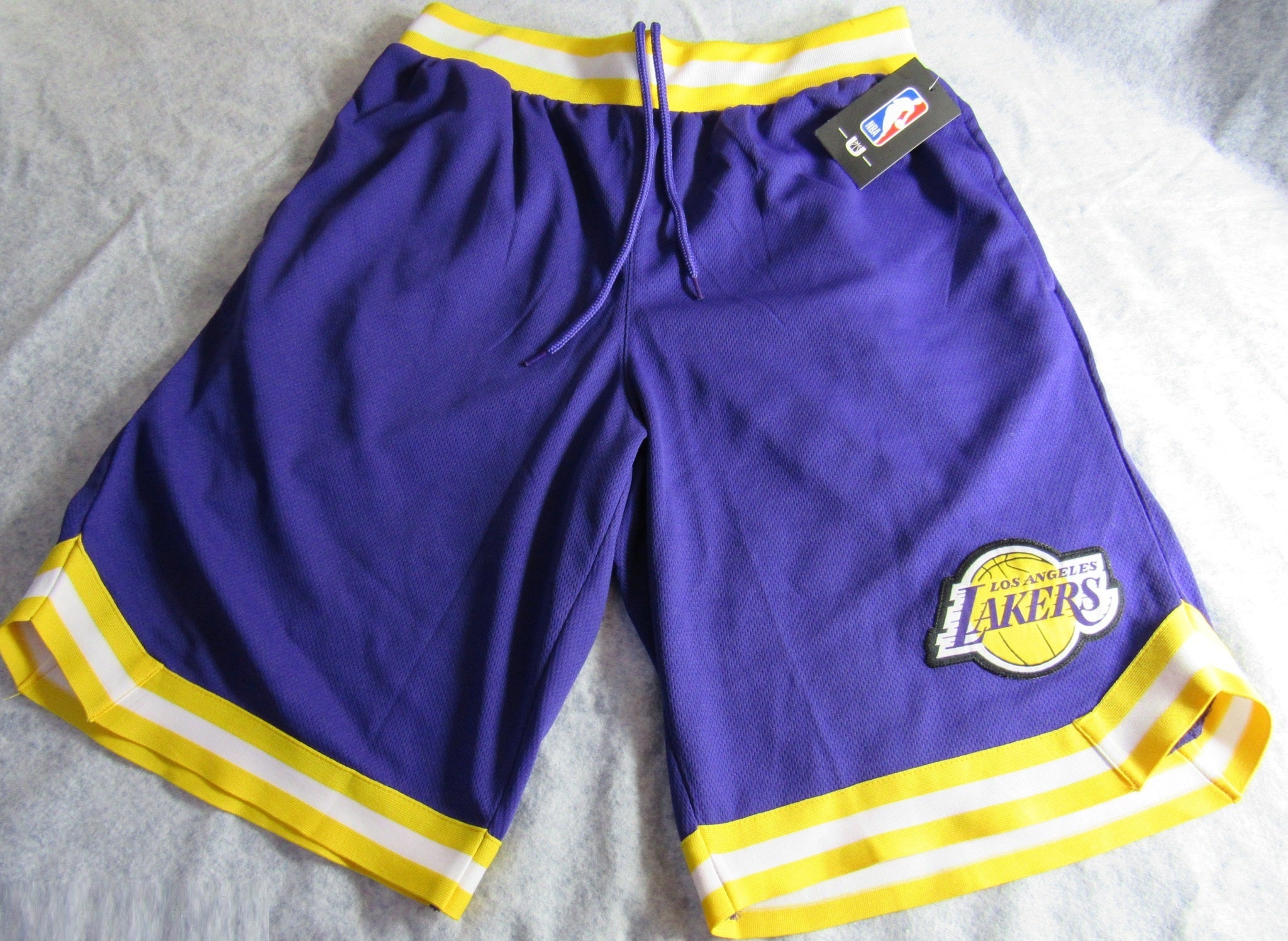 Short basket lakers sale