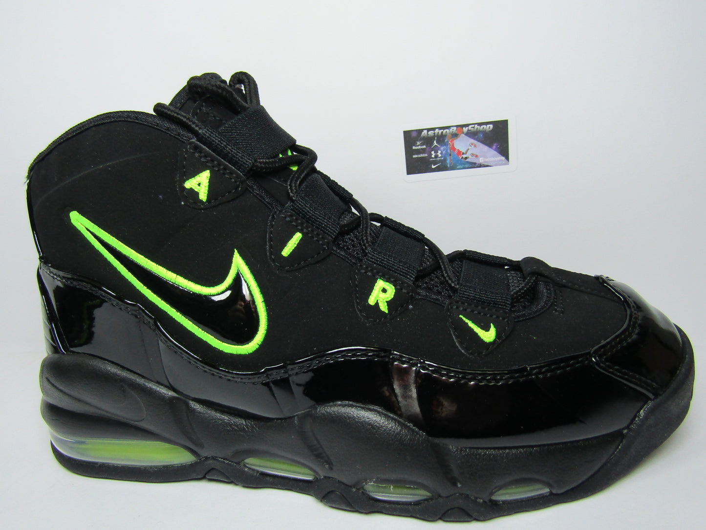 PIPPEN UPTEMPO 95 BLACK VOLT EDITION