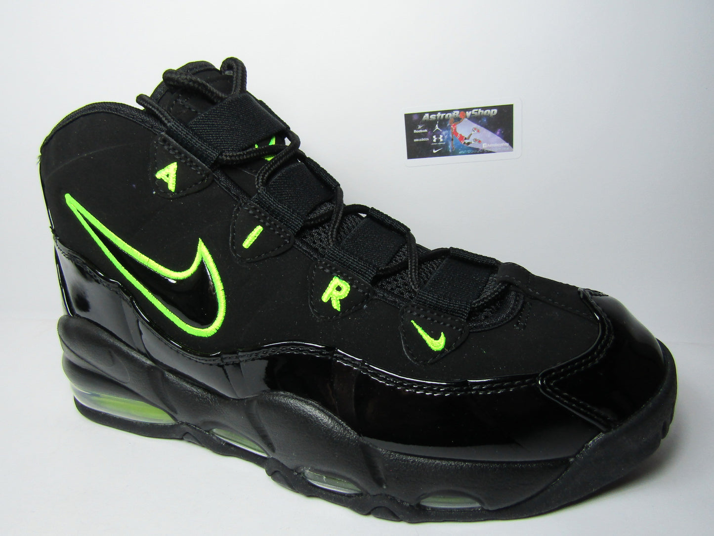 PIPPEN UPTEMPO 95 BLACK VOLT EDITION