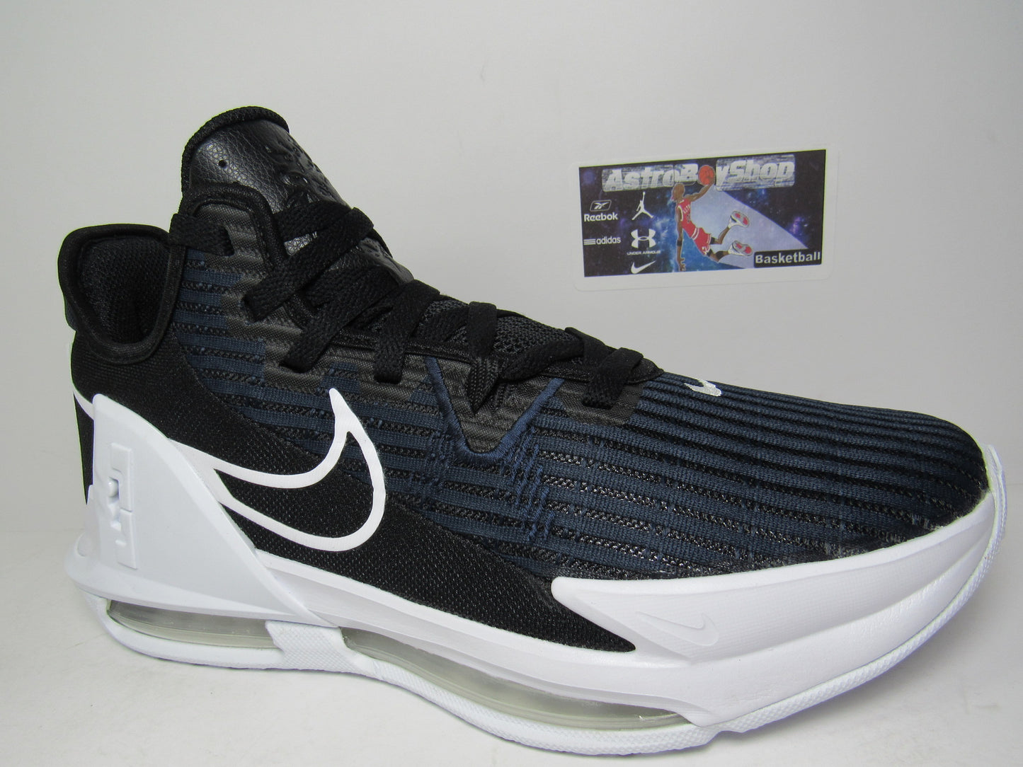 LEBRON WITNESS 6 OBSIDIAN NAVY EN CAJA