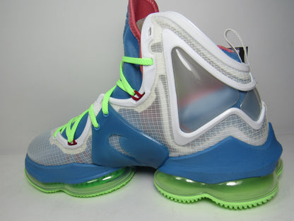 LEBRON 19 TROPICAL EN CAJA