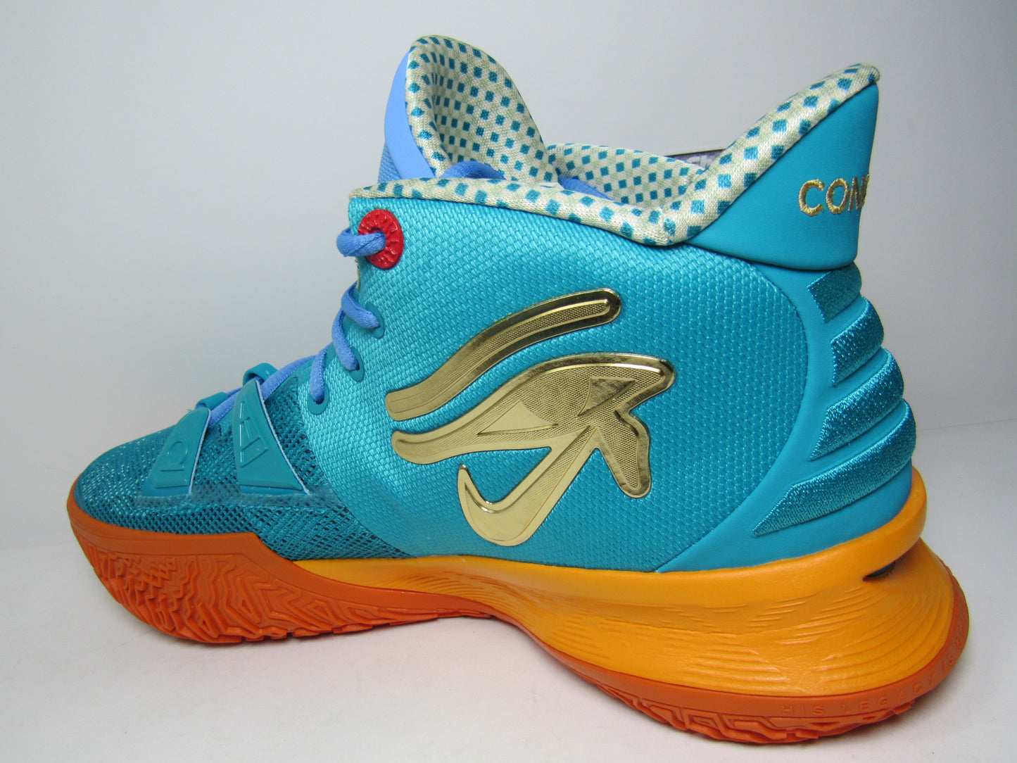 KYRIE IRVING 7 "CONCEPTS HORUS" EN CAJA DE REPUESTO