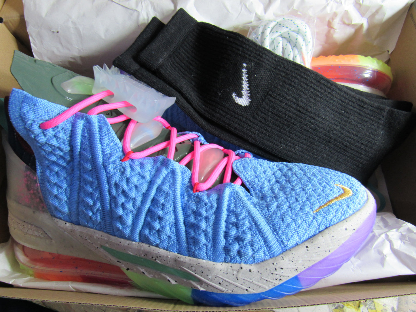 LEBRON 18 "BEST 1-9" EDICION LIMITADA EN CAJA