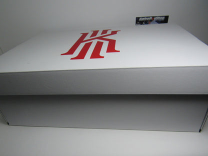 KYRIE IRVING 4 LOW FRESH EN CAJA