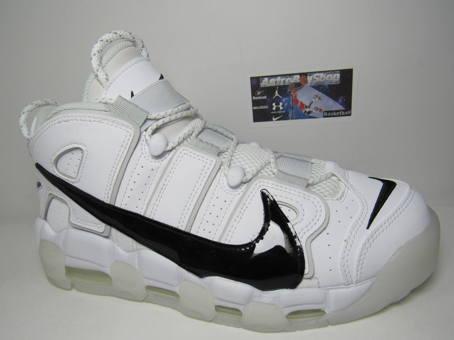 PIPPEN AIR MORE UPTEMPO COPY PASTE WHITE EN CAJA