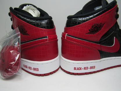 JORDAN 1 MID GS BRED TEXT EN CAJA