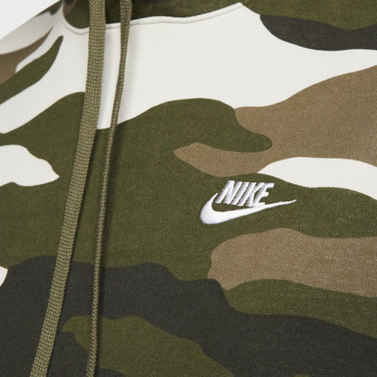 SUDADERA NIKE SPORTEWEAR CAMO CLUB HOODIE DE ALGODON