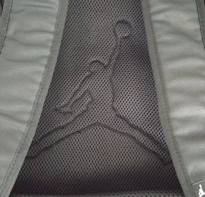 MOCHILA JORDAN 12 BRED FLUE GAME EDITION ESP LAPTOP 15"